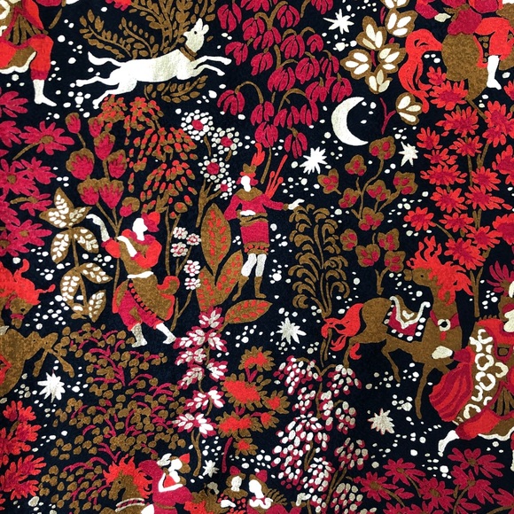 SOLD 💔 YSL 90s Yves Saint Laurent silk top - Picture 3 of 8